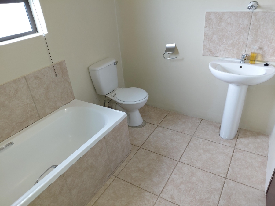 2 Bedroom Property for Sale in Campher Park Eastern Cape